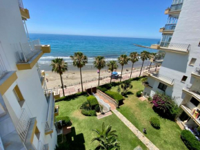 Apartment Overlooking the Beach